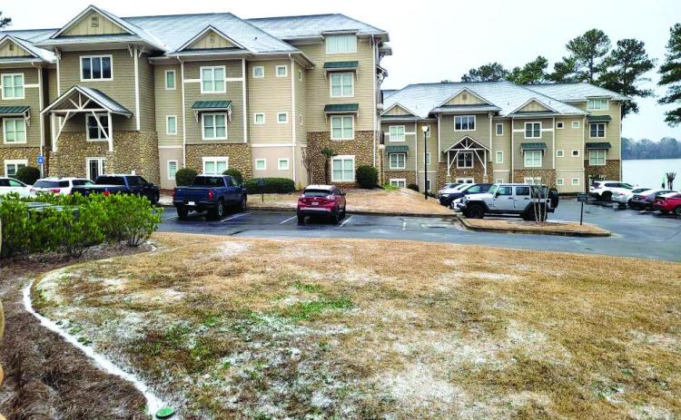 A light flurry decorated the roofs and some grassy areas at The Harbors in Milledgeville to begin 2025. FILE PHOTO