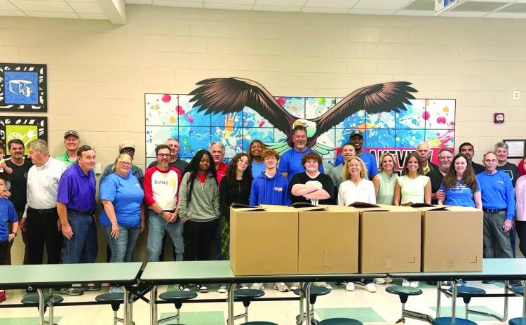 Rotary Club feeds BCSD