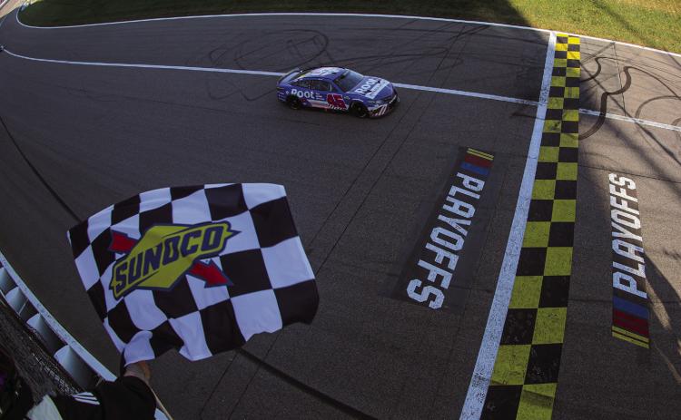 Playoffs? Playoffs? Bubba steals the spotlight at Kansas