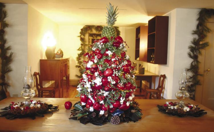 Upon entering the mansion, visitors are greeted by this Christmas tree. The pineapple on top symbolizes wealth and power due the its crown like shape.
