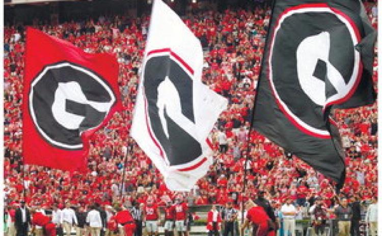 Georgia ran out on Dooey Field for the _rst time this season before heading to South Carolina Saturday. BRENDAN KOERNER/Staff