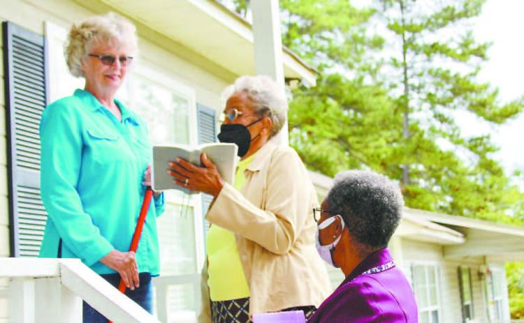 Witnesses return to knocking on doors